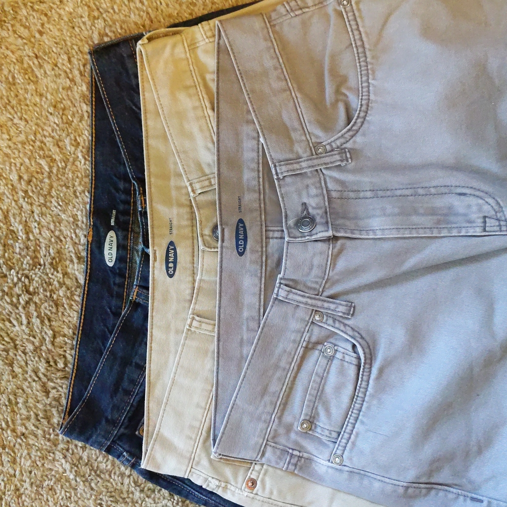 Mens 30x30 Old Navy Straight Cut Jeans. 3 pair. Not For Sale